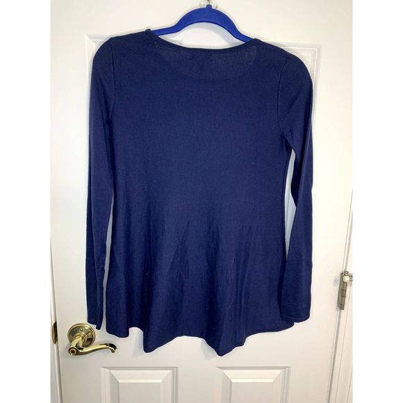 Lilly Pulitzer Long Sleeve Knit Ingle Sweater Navy Flared Hem Size XS - NWT - Picture 2 of 5